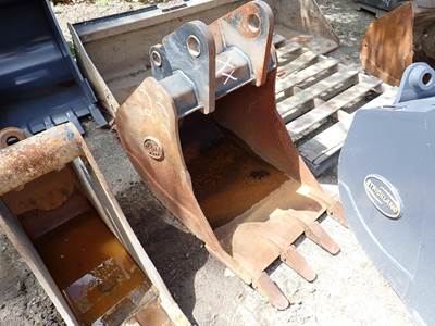 Geith 24" DIGGING BUCKET Bucket
