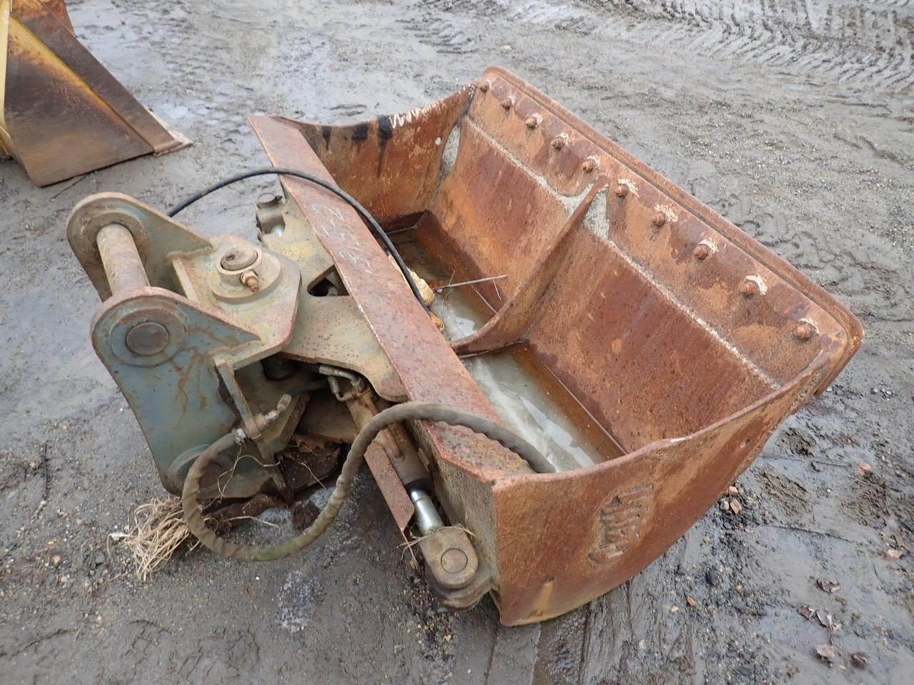 Geith Bucket For Sale Phillipston, MA AB899