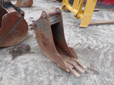 JCB Bucket For Sale | Phillipston, MA | A-X450 | MyLittleSalesman.com