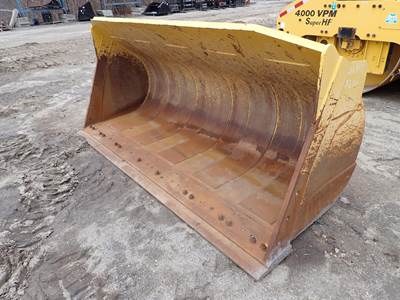 Komatsu Bucket