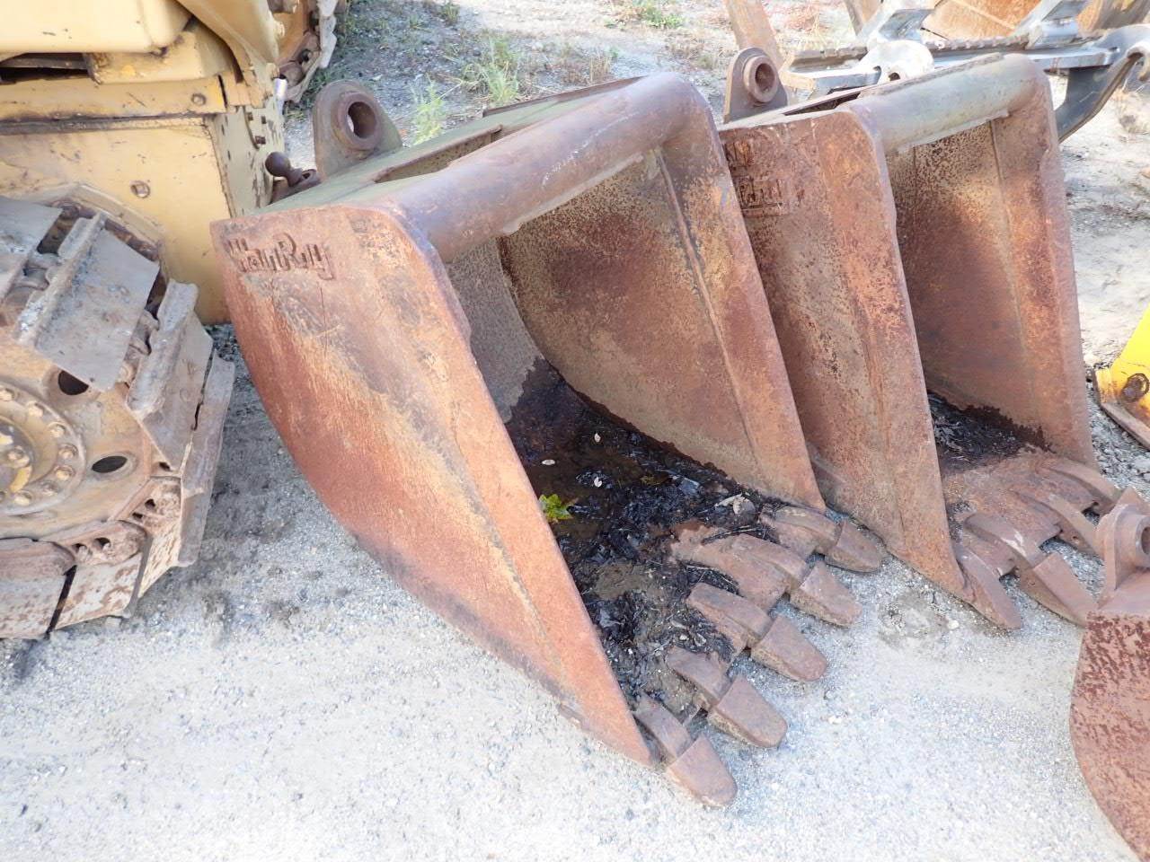 WainRoy Bucket For Sale Phillipston, MA AB985