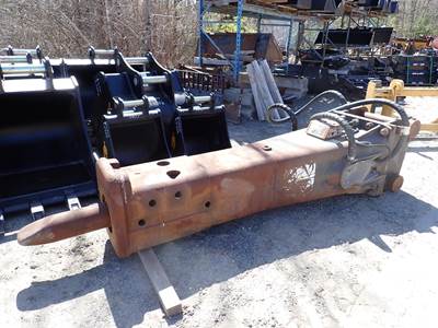 Caterpillar HD180S Hammer