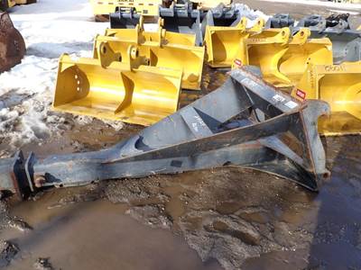 2-stage Jib For Loader w/ Coupler, 32 3/4" Top Spread, 33 1/4" Bottom Spread, 24