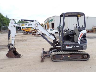 Bobcat E32I Mini Excavator