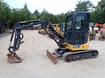 John Deere 30G Mini Excavator