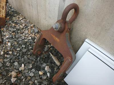 Lifting Bracket Attachment For Excavator, 14" Spread, 60 mm Pin Hole