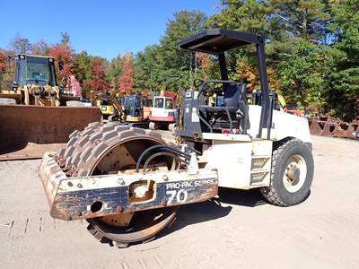 Ingersoll-Rand SD70D Padfoot Roller Compactor