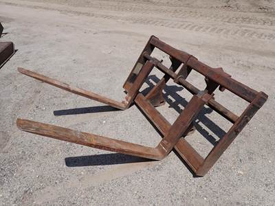 Caterpillar 46" IT FORKS Rotating Pallet Forks