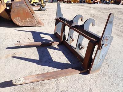 Caterpillar 5 FT FORKS Rotating Pallet Forks