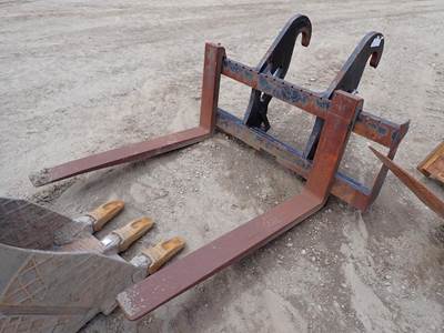Caterpillar 54" FORKS Rotating Pallet Forks