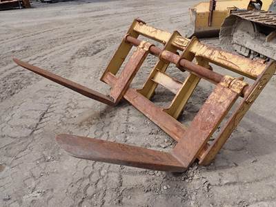 Hewitt 4 FT FORKS Rotating Pallet Forks