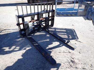 JCB 4001F7377 Pallet Fork