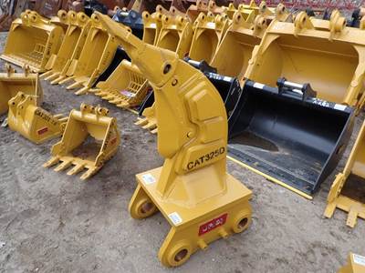 Teran CAT325D Ripper