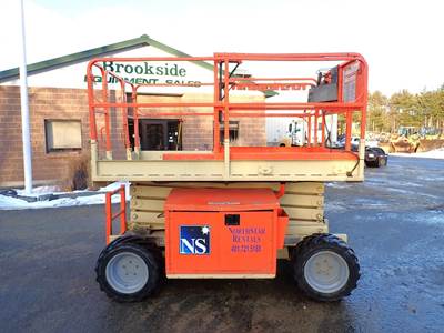 JLG 260MRT Scissor Lift