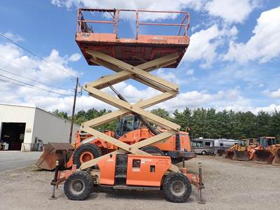JLG 3394RT Scissor Lift