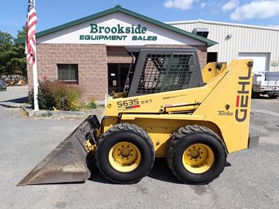 Gehl 5635SXT II Skid Steer