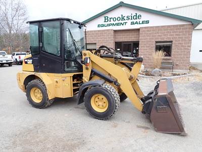 Caterpillar 904B Wheel Loader