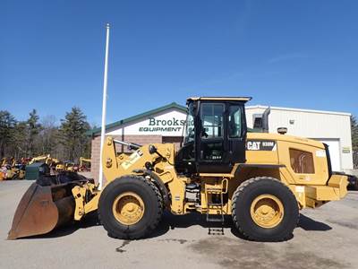 Caterpillar 938M Wheel Loader