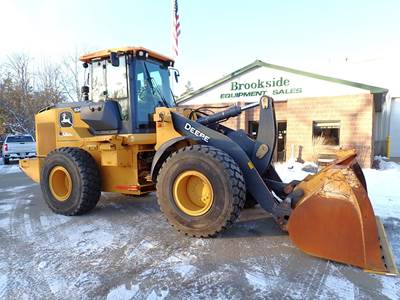 John Deere 624L Wheel Loader