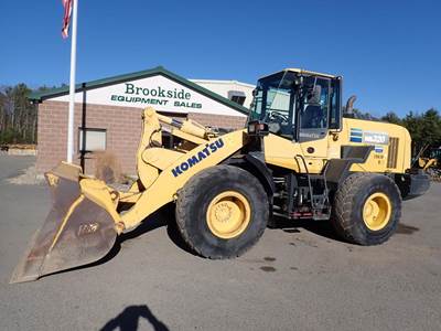 Komatsu WA320-8 Wheel Loader