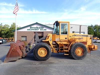 Volvo L90D Large Wheel Loader