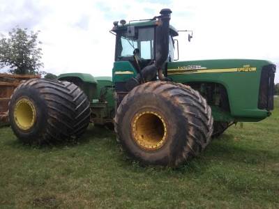 2005 John Deere 9420 4WD Tractor
