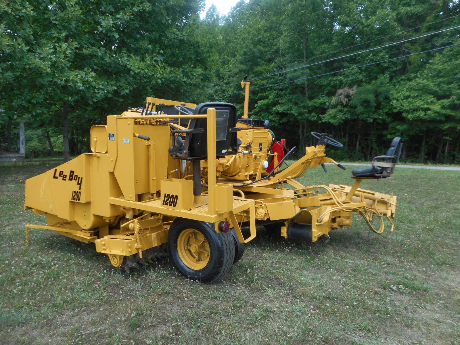 1995 LeeBoy 1200 For Sale Blowing Rock, NC Carolina Used Machinery