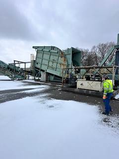 1997 Phelps Industries AX270MAB63 Dumper