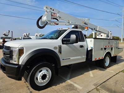 2018 Ford F-550 Boom / Bucket Truck - Altec AT40G Aerial Lift
