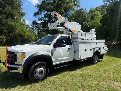 2017 Ford F-550 Boom / Bucket Truck - Altec AT41M