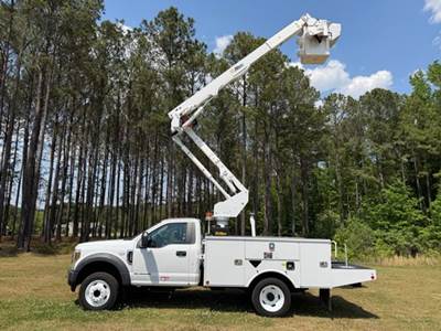 2018 Ford F-550 Boom / Bucket Truck - Altec AT40G Aerial Lift