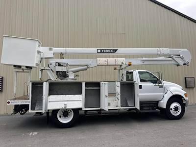 2016 Ford F-750 Boom / Bucket Truck - Terex 5TC-55 Aerial Lift