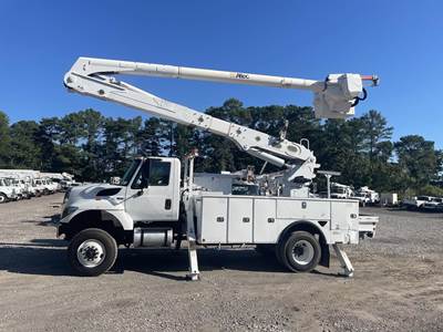 2015 International 7300 SFA 4X4 Boom / Bucket Truck - Altec AA55 MH Aerial Lift
