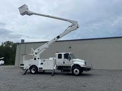 2011 International Navistar Extended Cab Boom / Bucket Truck - Aerial Lift