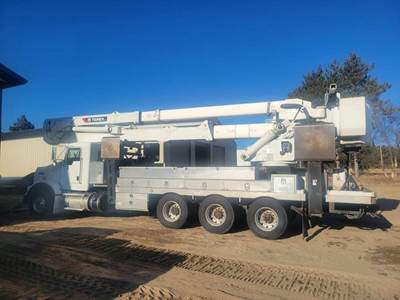 2019 Kenworth T800 Boom / Bucket Truck - Terex TM105 Aerial Lift