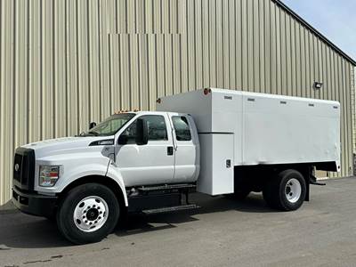 2018 Ford F-650 Extended Cab Chipper Truck