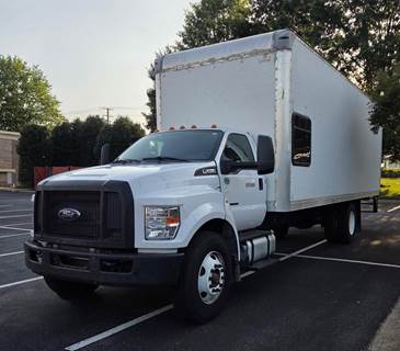 2018 Ford F-650 Box Truck