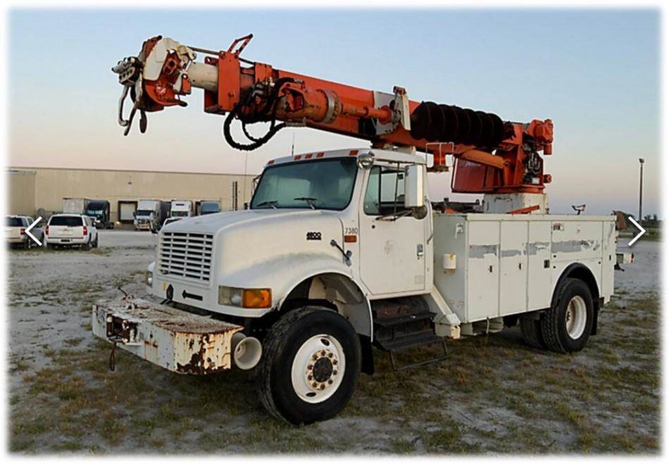 1998 International 4800 Digger Derrick Truck Altec Digger Derrick For