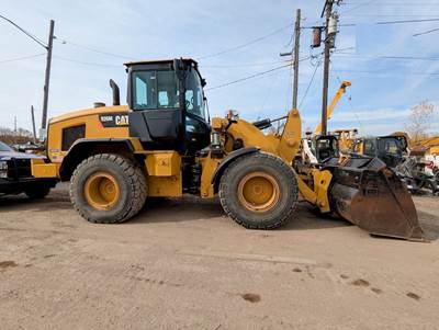 2016 Caterpillar 926M Wheel Loader - Bucket