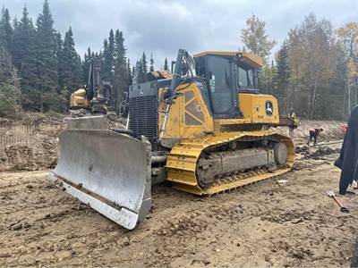 2021 John Deere 850L Dozer - Blade