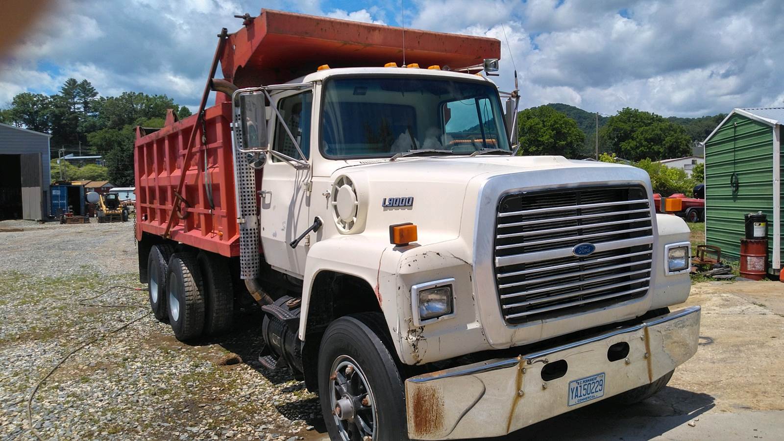 1989 Ford L9000 Dump Truck For Sale Southeast Nc 10848633 Mylittlesalesman Com
