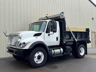 2016 International 7400 Dump Truck