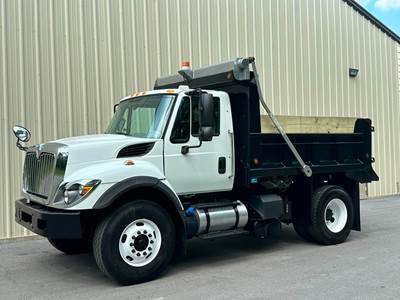 2016 International 7400 Dump Truck