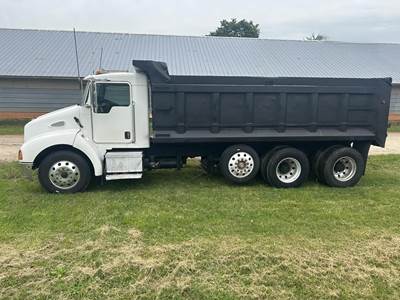 2007 Kenworth T300 Dump Truck