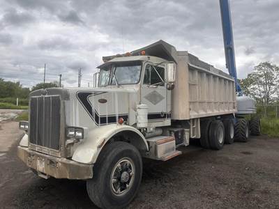 1986 Peterbilt 349 Dump Truck