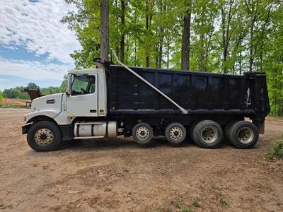 2007 Volvo VHD104F200 Dump Truck