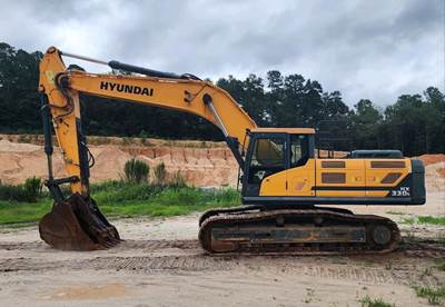 2020 Hyundai HX330L Excavator - Bucket & Thumb