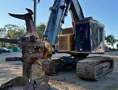 2005 Tigercat 822 Track Feller Buncher