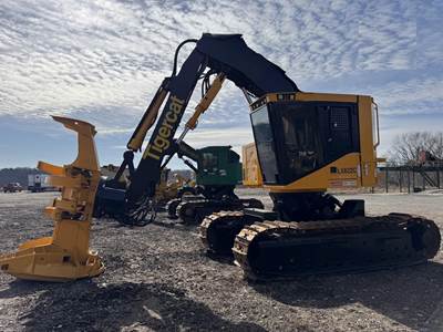 2010 Tigercat LX822C Feller Buncher - ST5702 Felling Head
