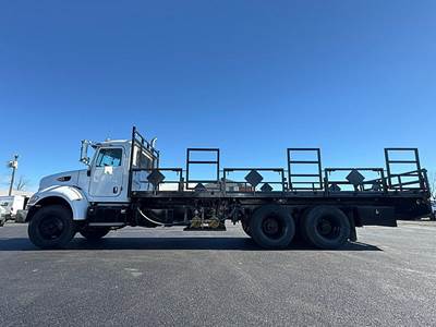 2013 Peterbilt 348 6x4 Flatbed Truck